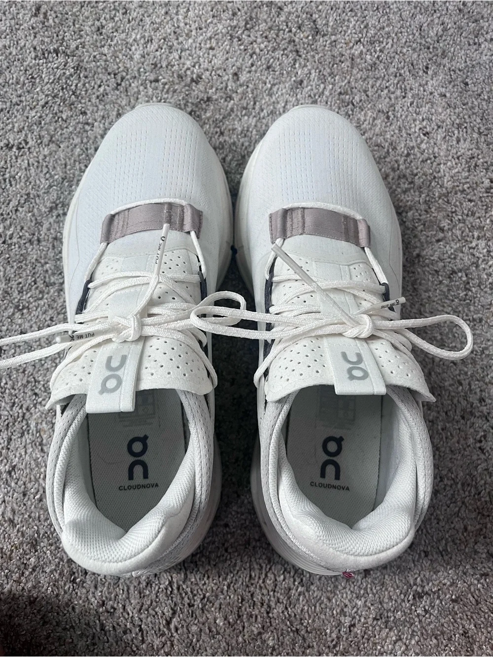 On Shoes Cloudnova 2